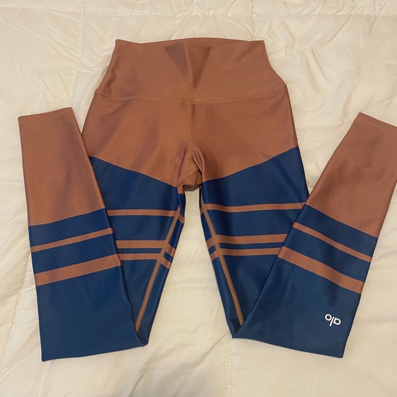 ALO Yoga Pants - Alo Leggings